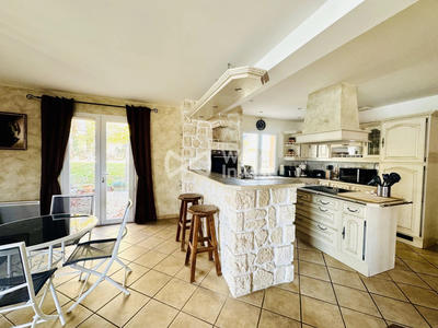 Maison - 138 m² - 6 pièces