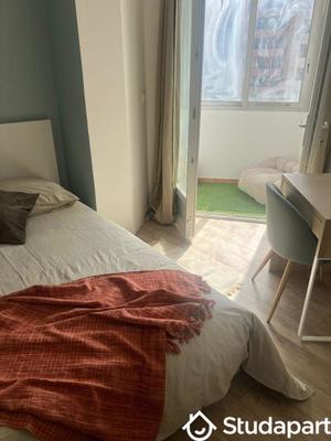 Chambre - 11 m² - 1 pièce