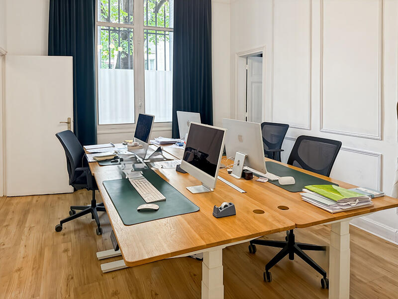Bureau - 105 m² - 5 pièces