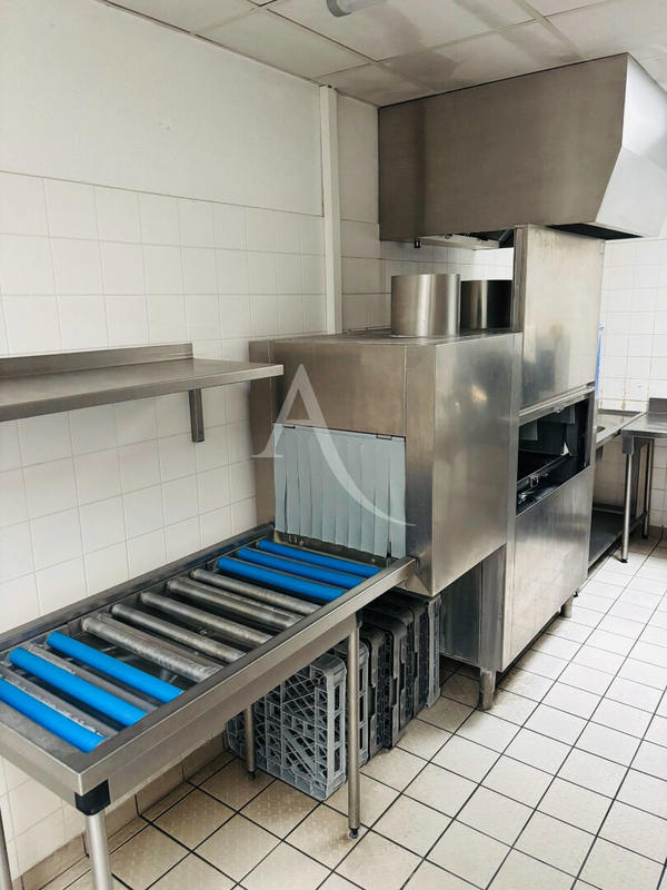 Local commercial - 700 m²