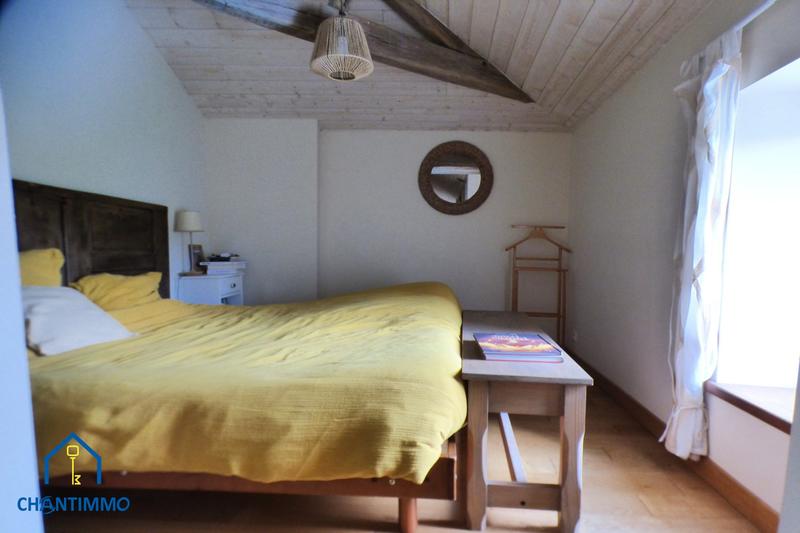 Maison - 267 m² - 7 pièces