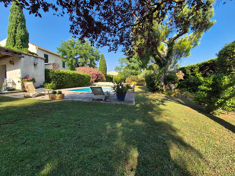 Maison - 180 m² - 5 pièces