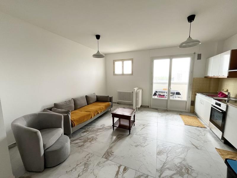 Appartement - 12 m² - 1 pièce