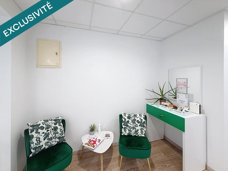 Local commercial - 110 m² - 4 pièces