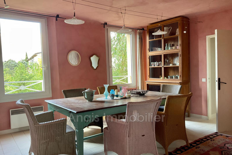 Maison de village - 250 m² - 9 pièces