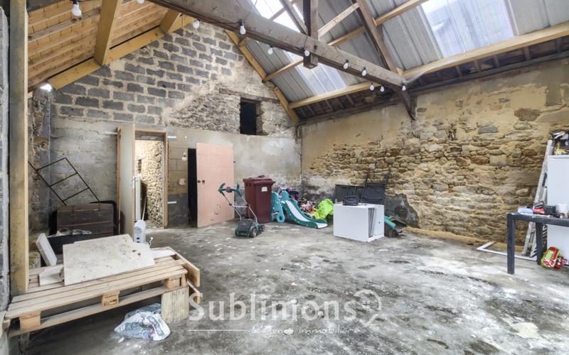 Maison - 223 m² - 9 pièces