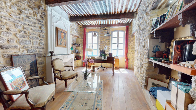 Maison - 397 m² - 11 pièces