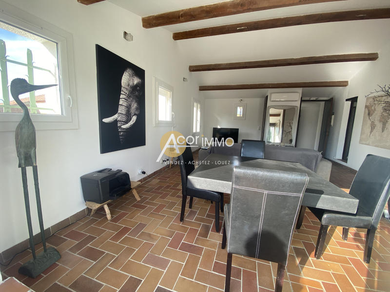 Maison - 220 m² - 8 pièces