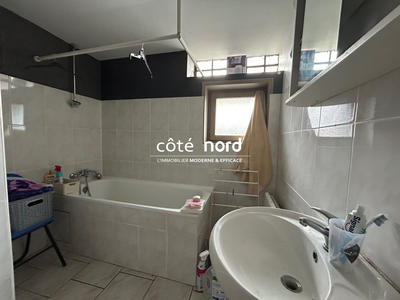 Maison - 144 m² - 10 pièces