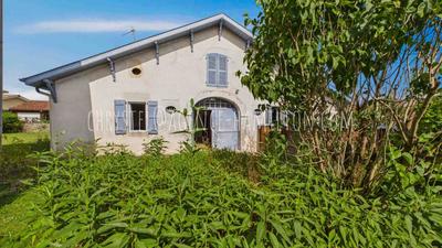 Maison - 260 m² - 12 pièces