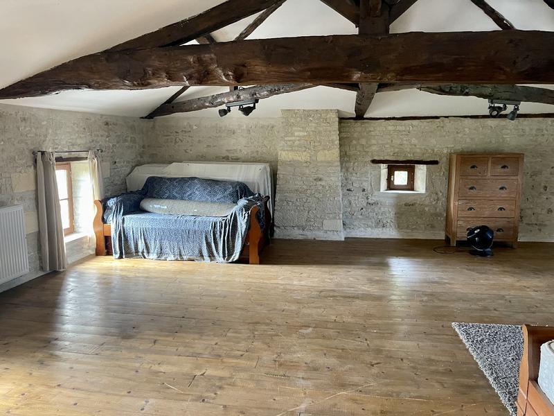 Maison - 465 m² - 11 pièces