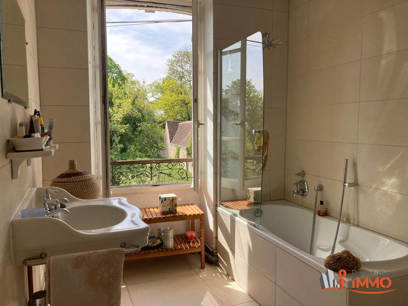 Maison - 170 m² - 6 pièces