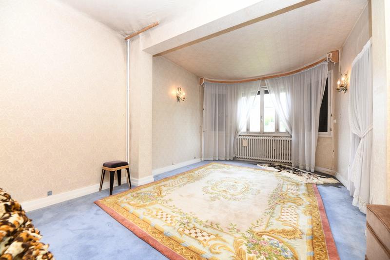Maison - 190 m² - 10 pièces