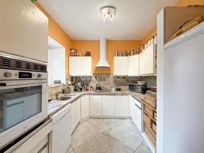 Maison ancienne - 181 m² - 6 pièces