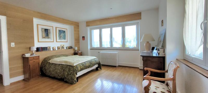 Maison - 314 m² - 10 pièces