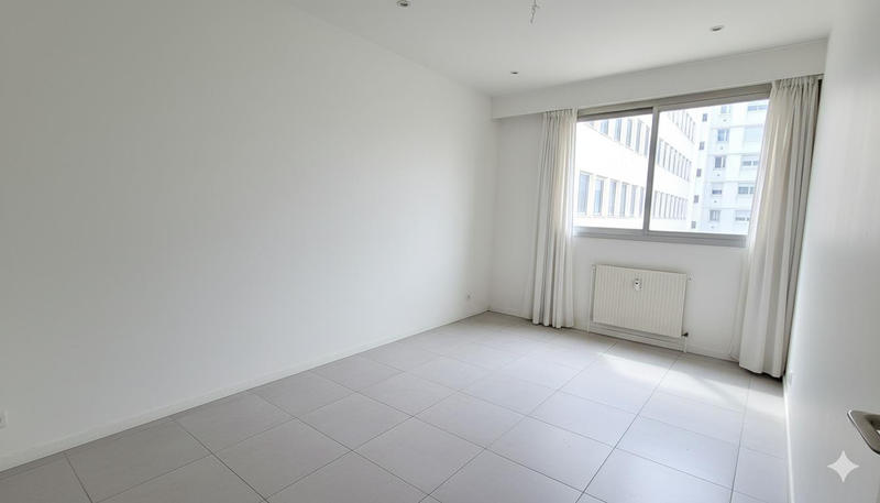 Appartement - 96 m² - 4 pièces