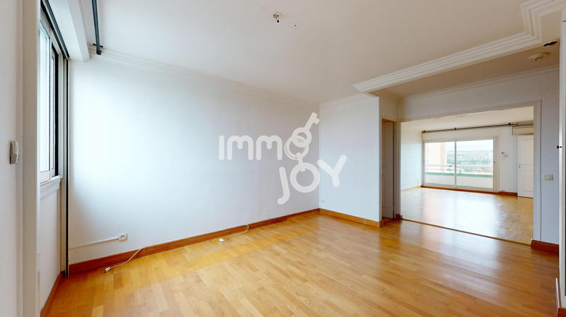 Appartement - 86 m² - 3 pièces