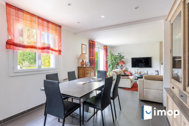 Maison - 140 m² - 7 pièces