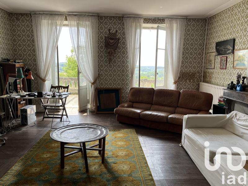 Maison - 530 m² - 15 pièces