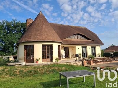 Maison - 215 m² - 7 pièces