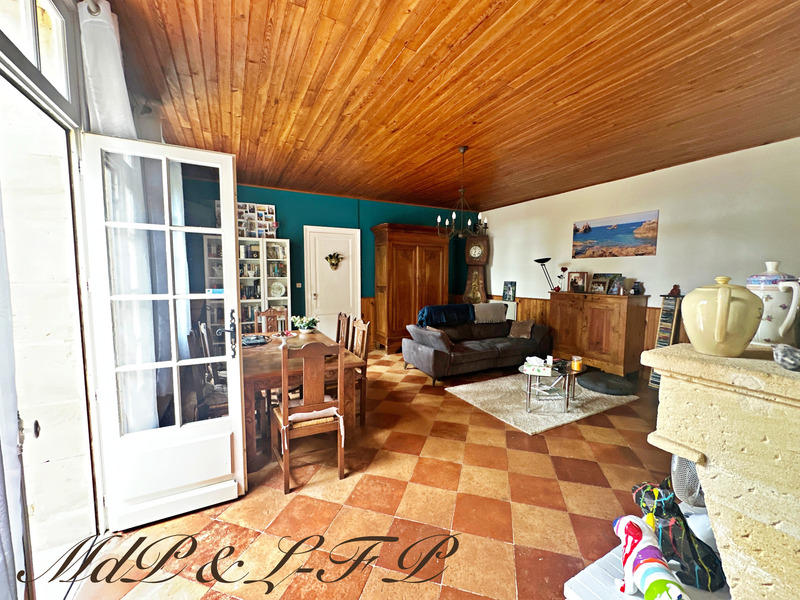 Maison bourgeoise - 356 m² - 10 pièces