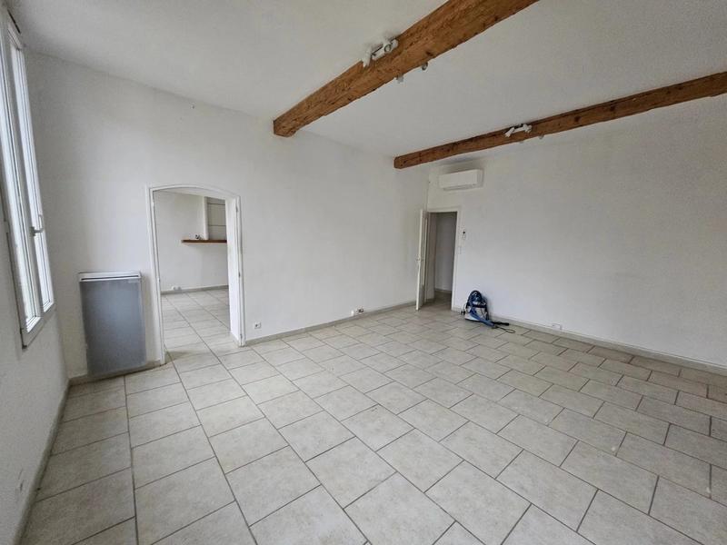 Appartement - 99 m² - 4 pièces