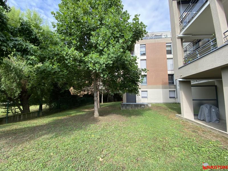 Appartement - 90 m² - 4 pièces