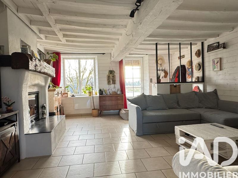 Maison - 217 m² - 6 pièces