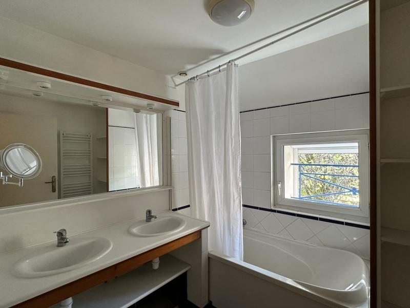 Maison ancienne - 151 m² - 8 pièces