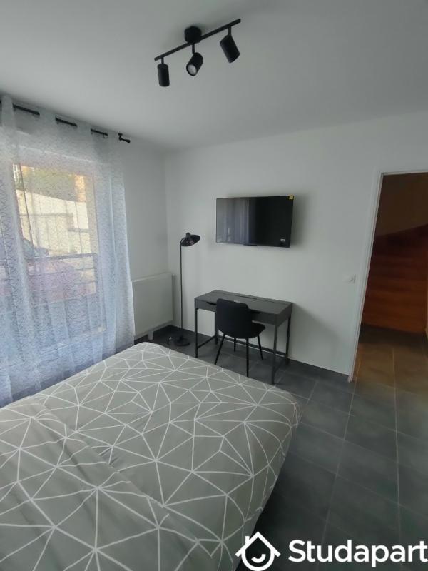 Chambre - 10 m² - 1 pièce