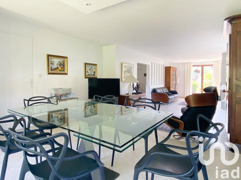 Maison - 175 m² - 8 pièces