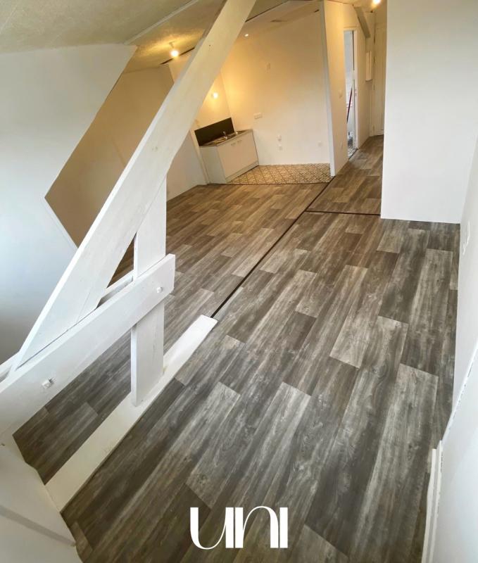 Bureau - 200 m² - 4 pièces