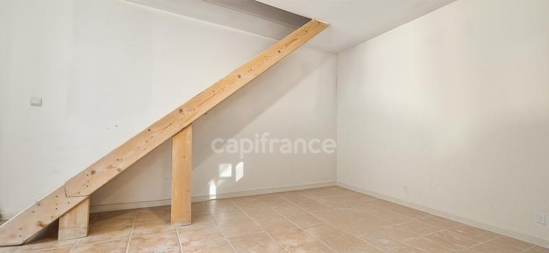 Maison - 262 m² - 14 pièces