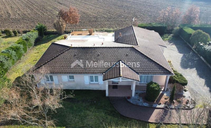 Maison - 141 m² - 6 pièces