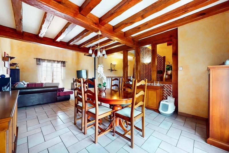 Maison - 119 m² - 7 pièces