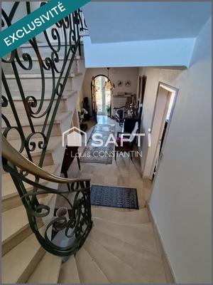 Maison - 174 m² - 9 pièces