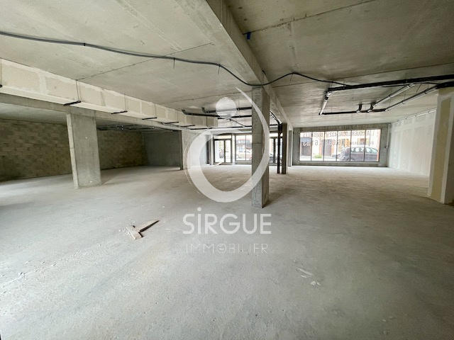 Local commercial - 285 m²