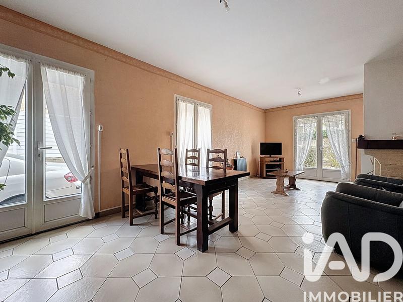 Maison - 92 m² - 4 pièces