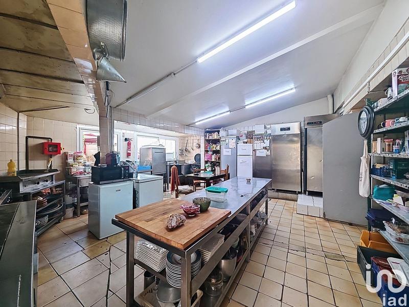 Local commercial - 147 m²