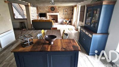 Maison - 123 m² - 4 pièces