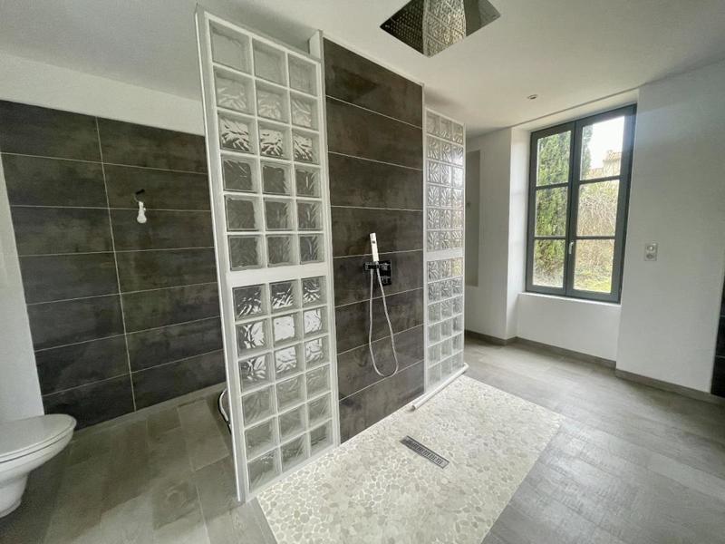 Maison de maîtres - 245 m² - 8 pièces