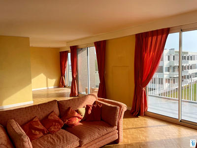 Appartement - 143 m² - 4 pièces