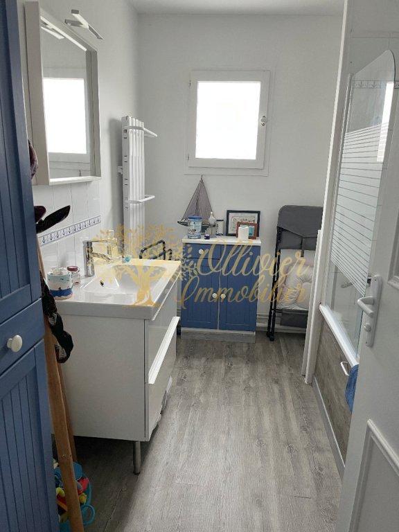 Pavillon - 109 m² - 7 pièces