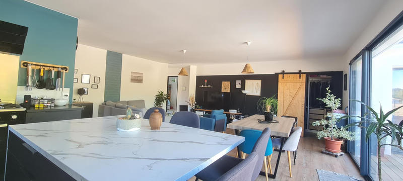 Maison - 113 m² - 6 pièces