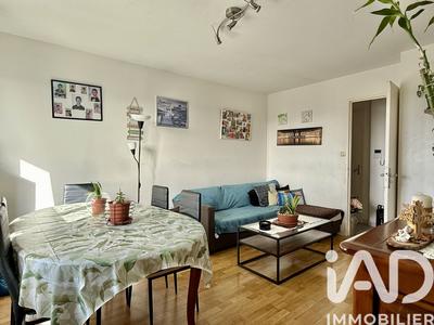 Appartement - 64 m² - 4 pièces