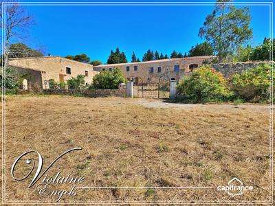 Corps de ferme - 592 m² - 14 pièces