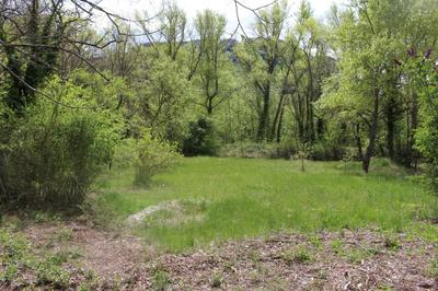 Terrain constructible - 704 m²