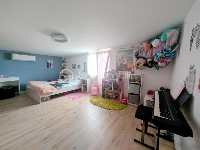 Maison - 152 m² - 6 pièces