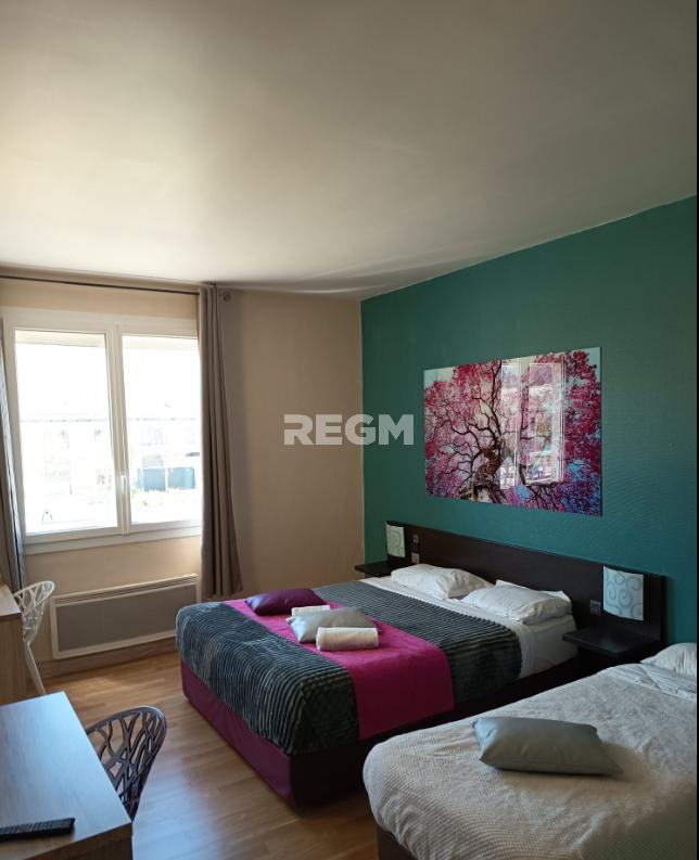 Local commercial - 645 m²