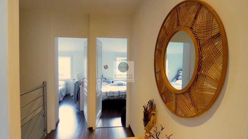 Maison - 101 m² - 6 pièces